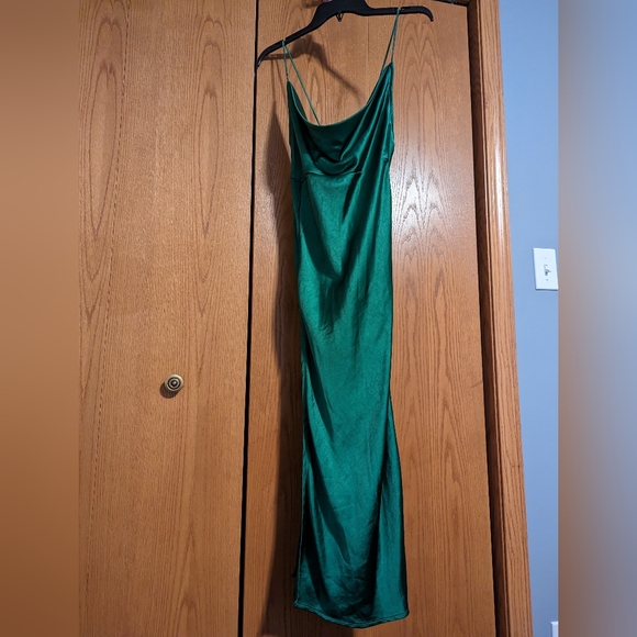 Walk the line midi dress - Picture 1 of 2